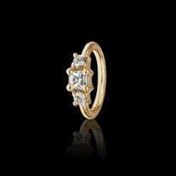 MARIA TASH 18kt Diamond Princess Creol