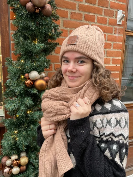 Mulberry Softie Chain Cable Knit Scarf Maple